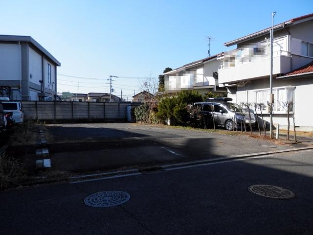 Local appearance photo. Local (12 May 2013) Shooting