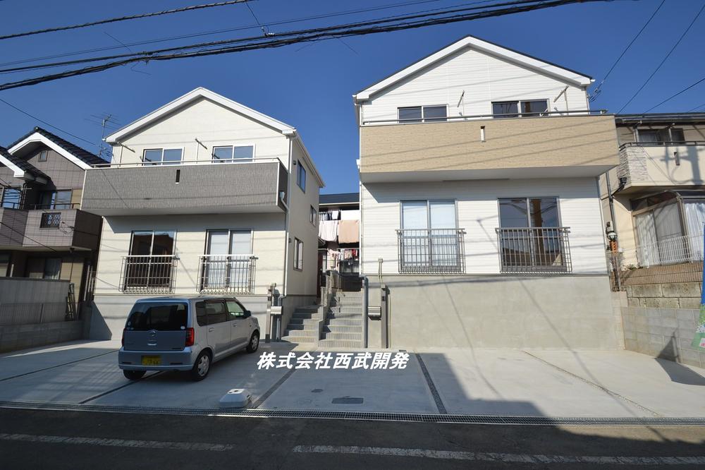 Local appearance photo. Local (11 May 2013) Shooting