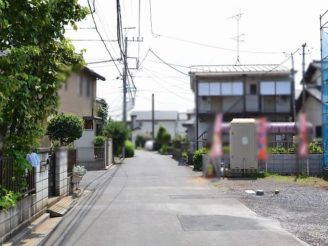 Local photos, including front road. Higashimurayama Kumegawa cho 4-chome contact road situation