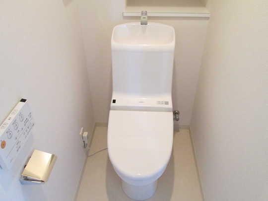 Toilet