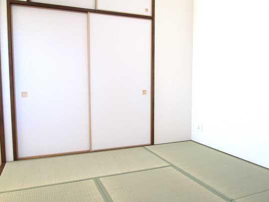 Non-living room. Japanese style room
