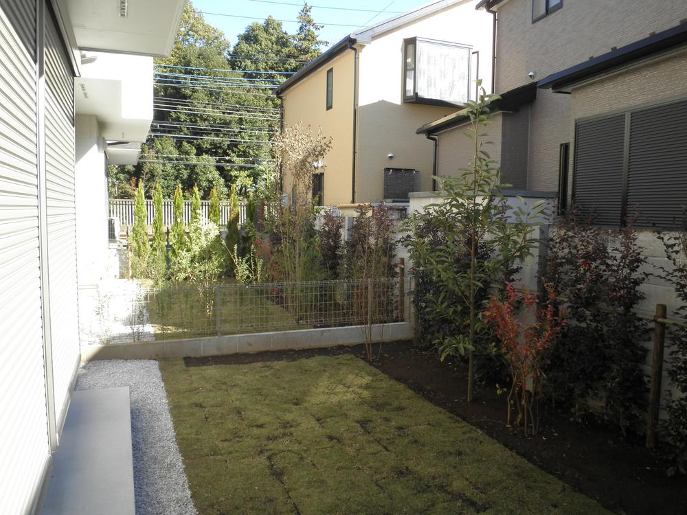 Garden. Local (11 May 2013)