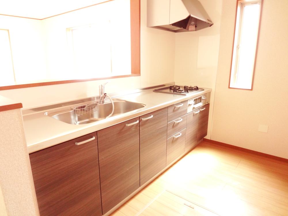 Kitchen. Same specifications