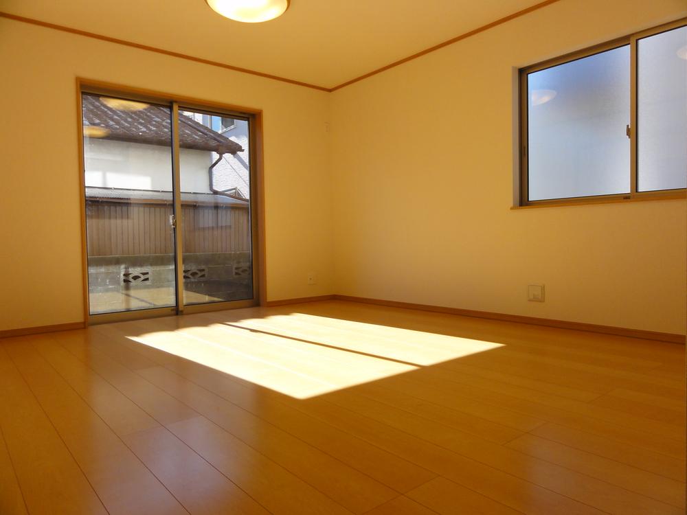 Living. Day good, There is Tanoshiru space planting and gardening in the south!