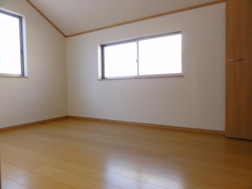 Non-living room. Western-style 6 Pledge, With closet, Daylighting good!