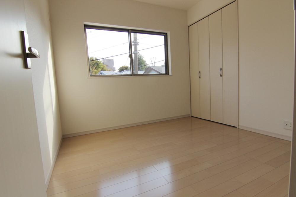 Non-living room. 4 Building second floor Western-style room (11 May 2013) Shooting