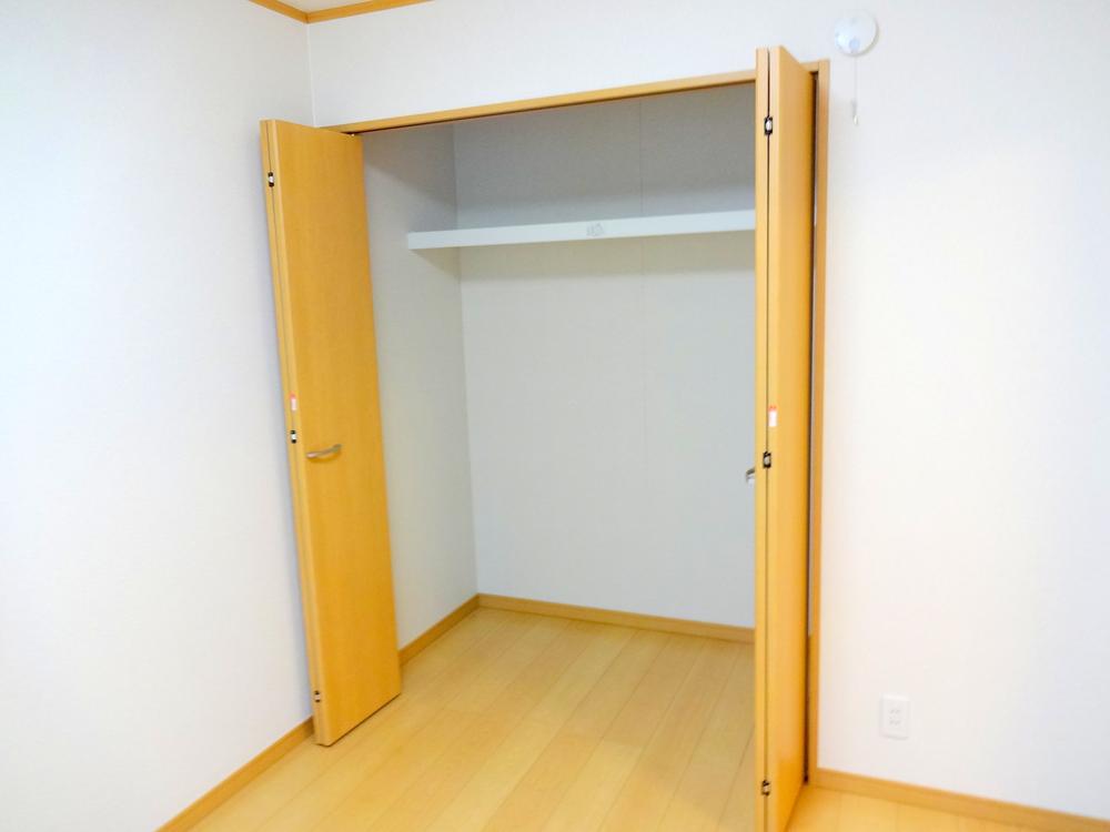 Receipt. Local (11 May 2013) Shooting