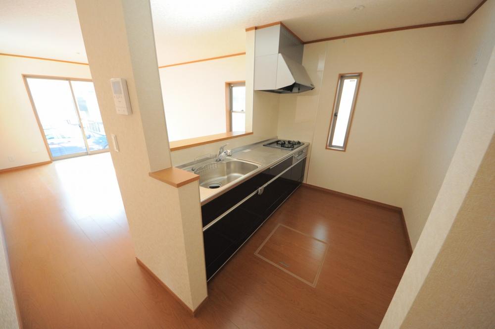 Same specifications photo (kitchen). Same specifications