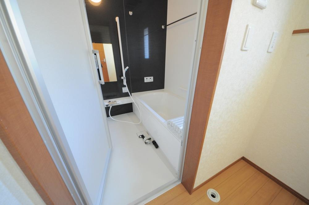 Same specifications photo (bathroom). Same specifications