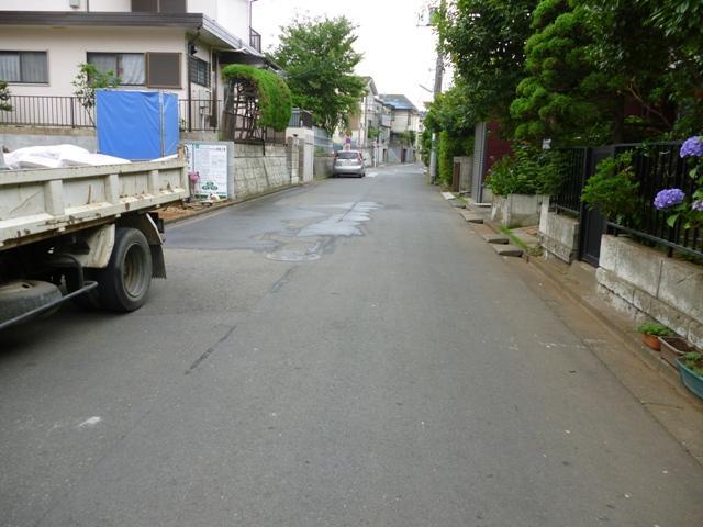 Local photos, including front road. Local (June 2013) Shooting