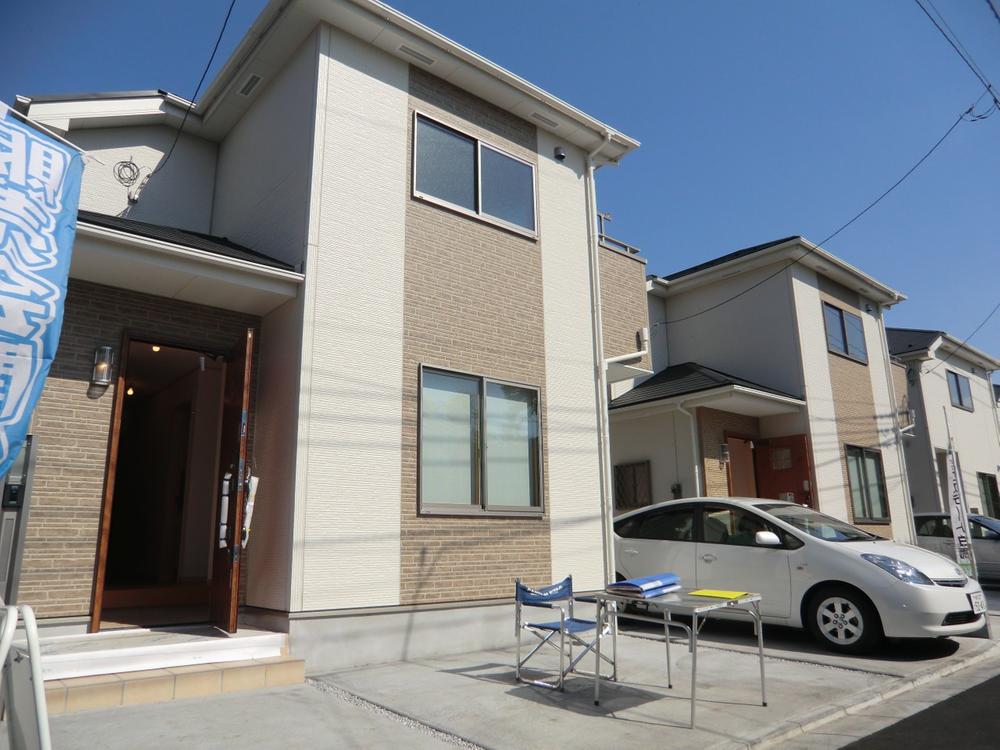 Same specifications photos (appearance). Same specifications