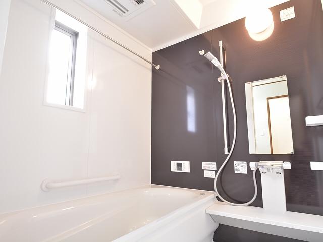 Bathroom. Higashimurayama Fujimi 4-chome Building 2 bathroom