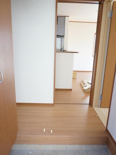 Other introspection. Higashimurayama Fujimi 4-chome Building 2 In the foyer