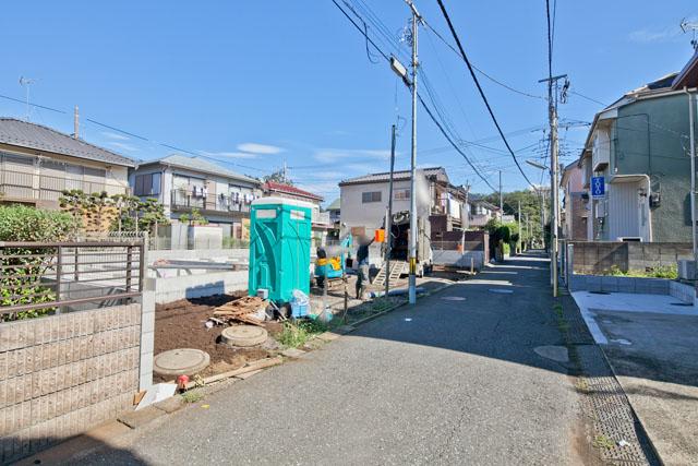 Local appearance photo. Local (10 May 2013) Shooting