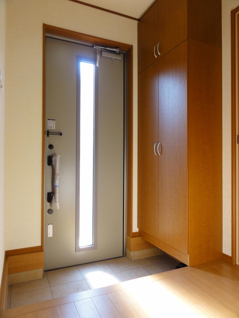 Entrance. Day good storage space Thank enough! 