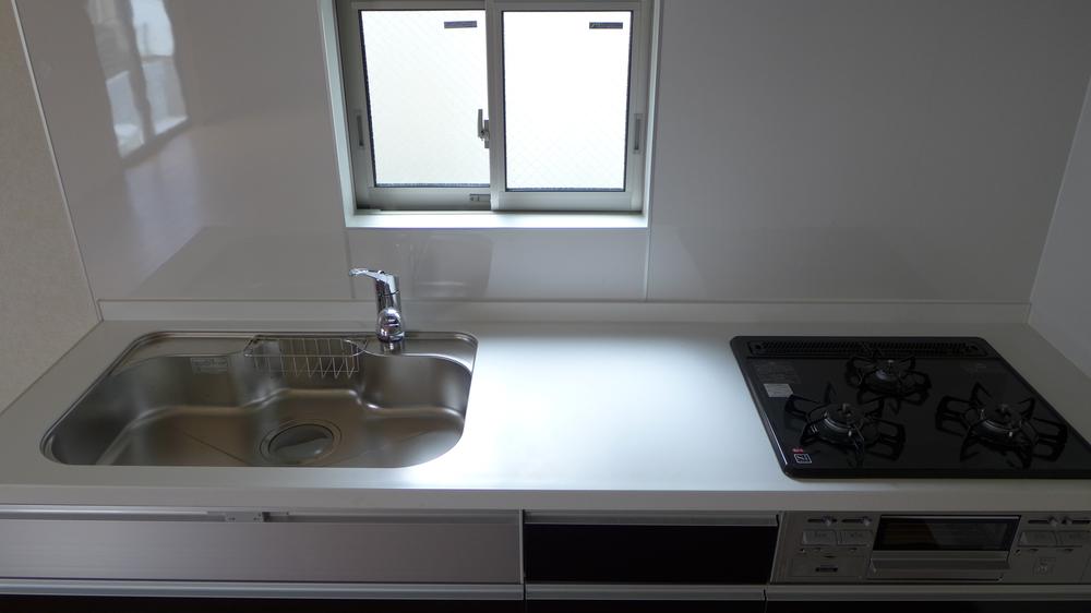 Kitchen. The company construction cases