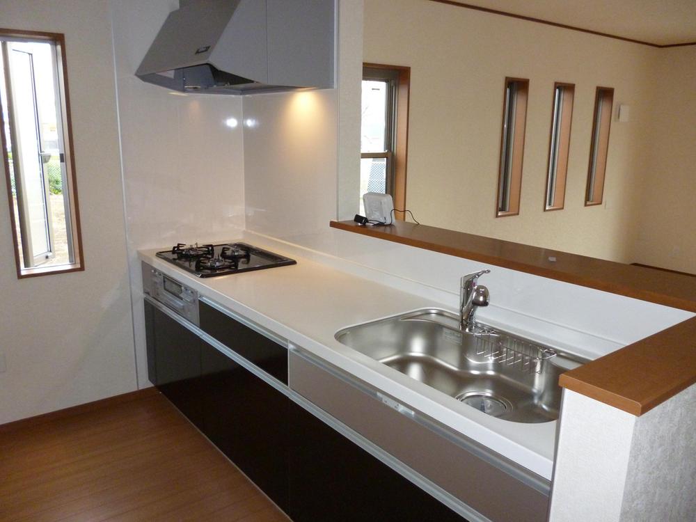 Same specifications photo (kitchen). Same specifications :( seller construction cases)