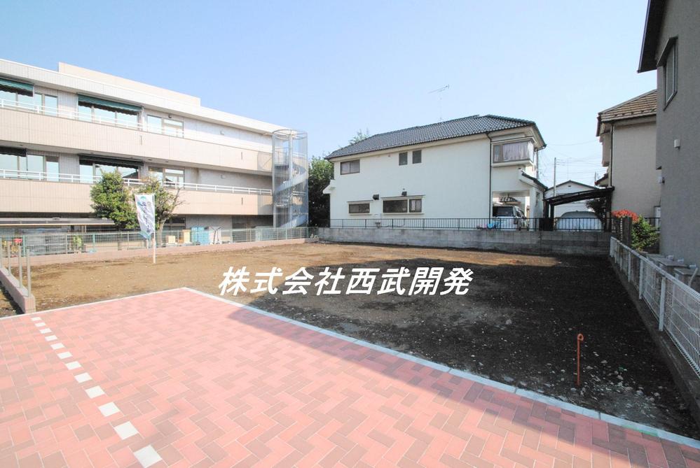 Local photos, including front road