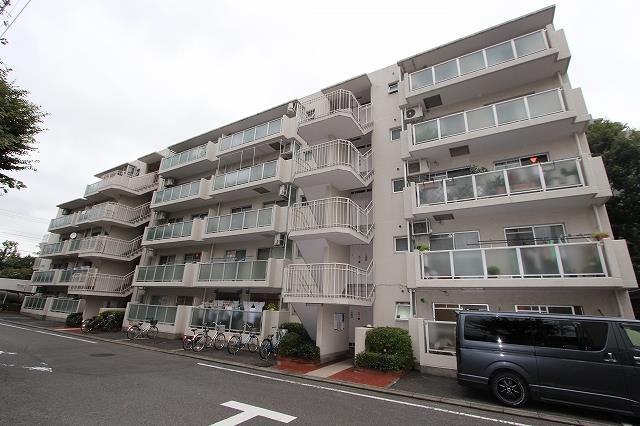 Local appearance photo. "Hagiyama Station" 4-minute walk!