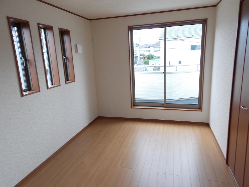 Non-living room. Indoor (11 May 2013) Shooting