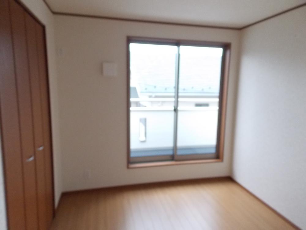 Non-living room. Indoor (11 May 2013) Shooting