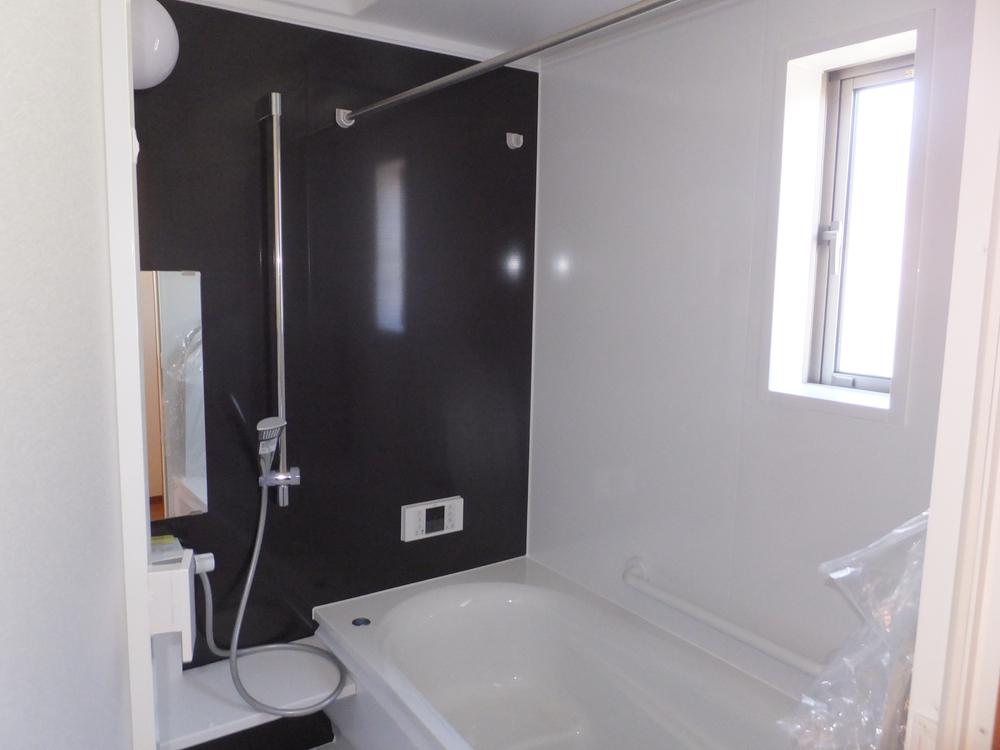 Bathroom. Local (12 May 2013) Shooting