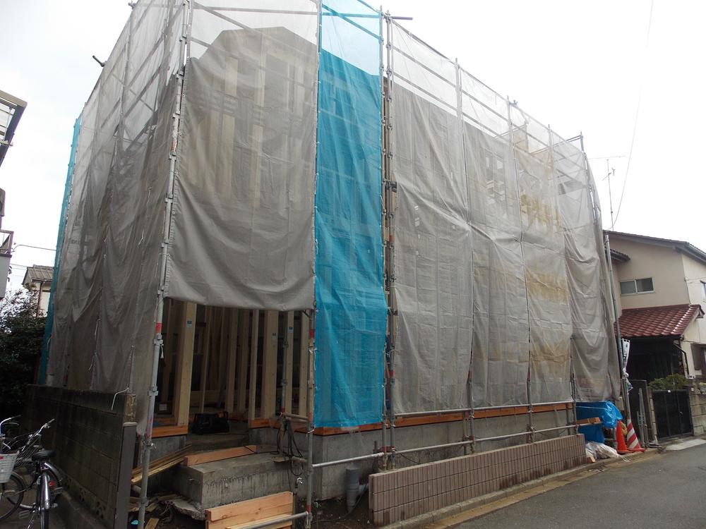 Local appearance photo. Local shooting