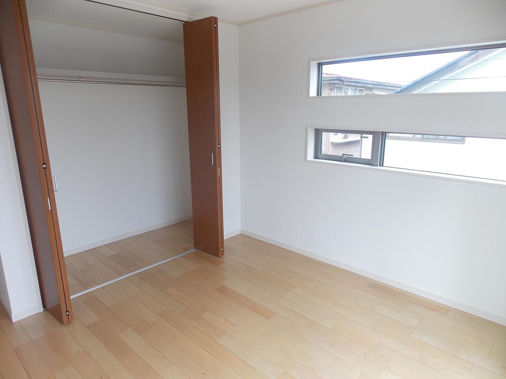 Non-living room. The company construction cases