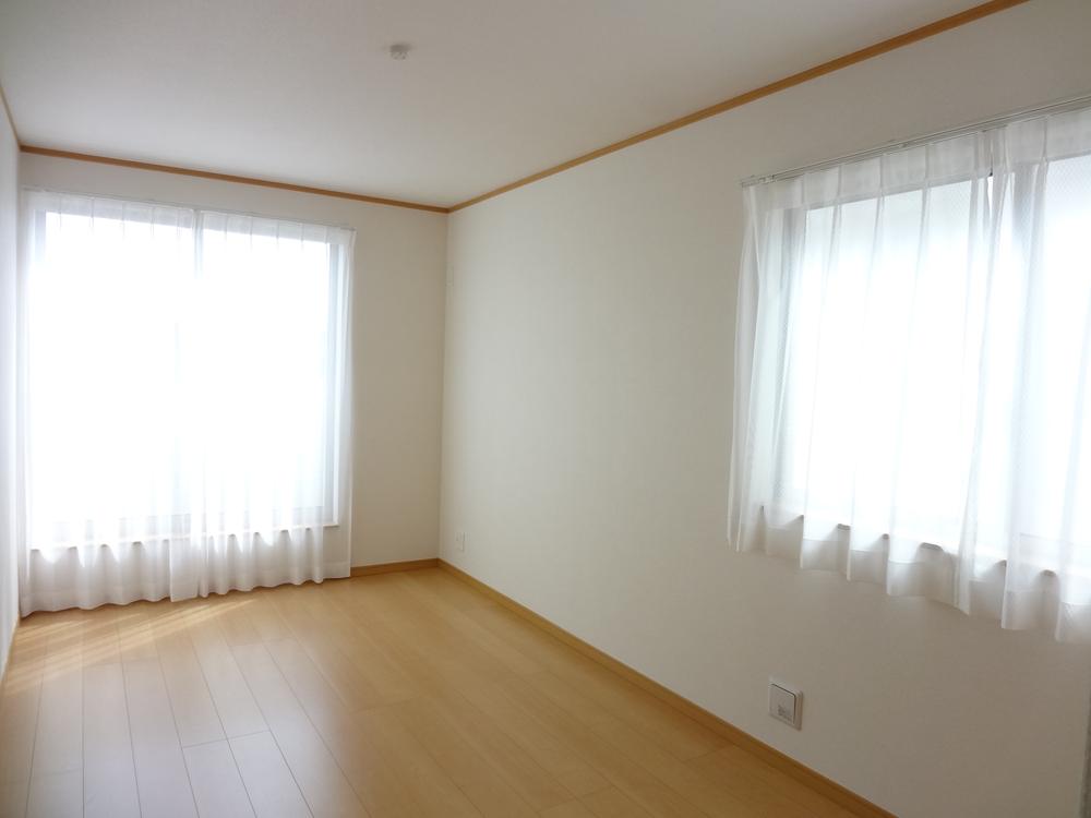 Non-living room. Indoor (September 2013) Shooting