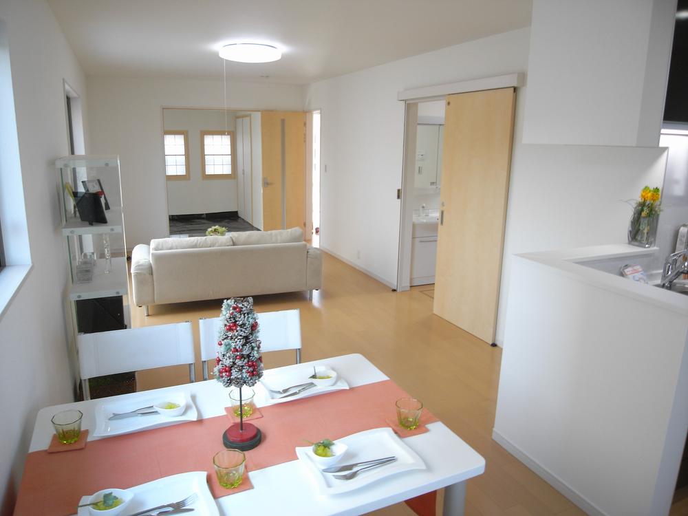 Living. Indoor (12 May 2013) Shooting