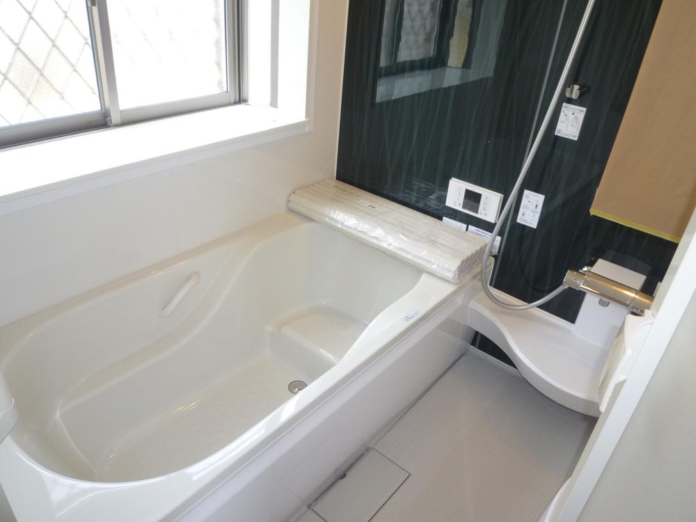 Same specifications photo (bathroom). Same specifications