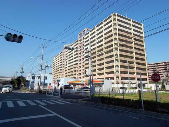 Local appearance photo