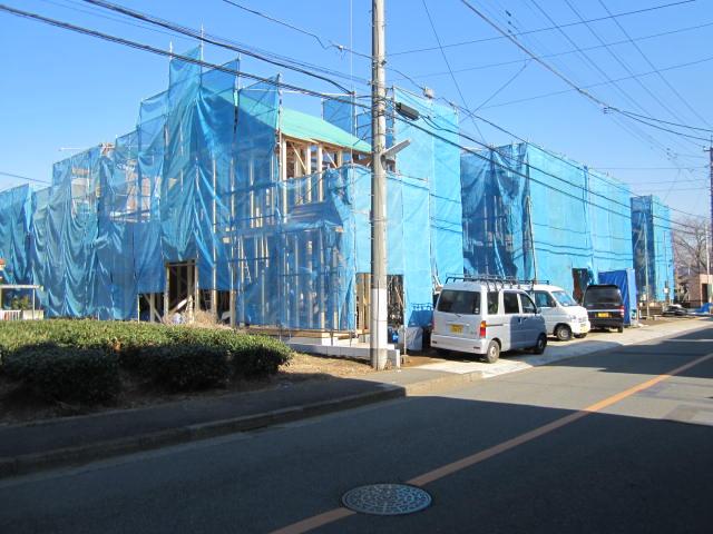 Local appearance photo. Local (12 May 2013) Shooting