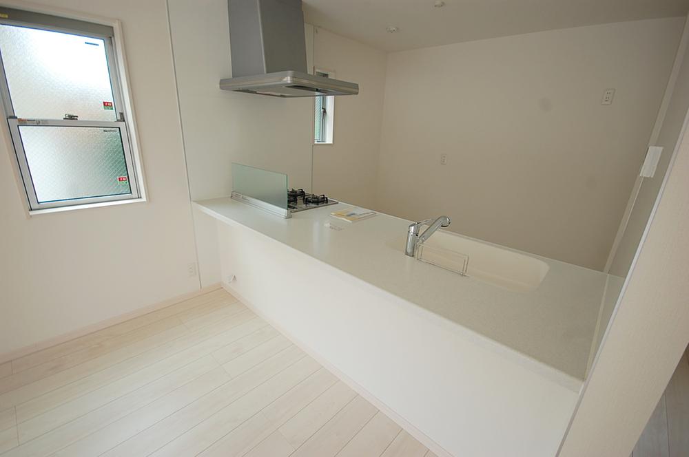 Same specifications photo (kitchen). Example of construction