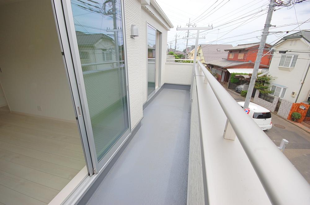 Balcony. Example of construction