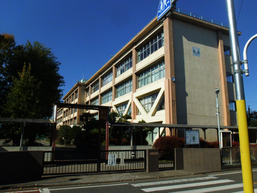 Junior high school. Chapter 3 259m up to junior high school