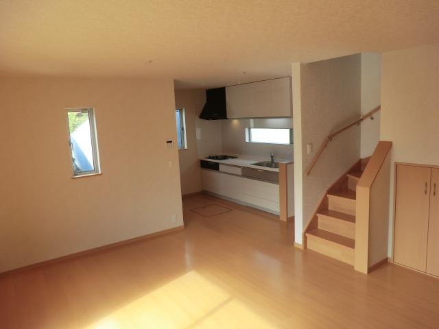 Living. 5 Building LDK of