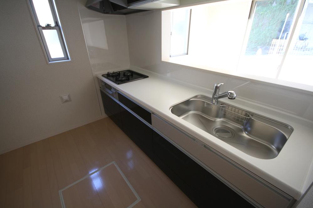 Same specifications photo (kitchen). Example of construction