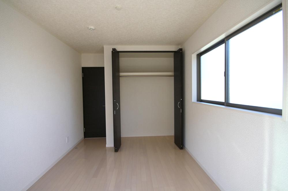 Same specifications photos (Other introspection). Example of construction