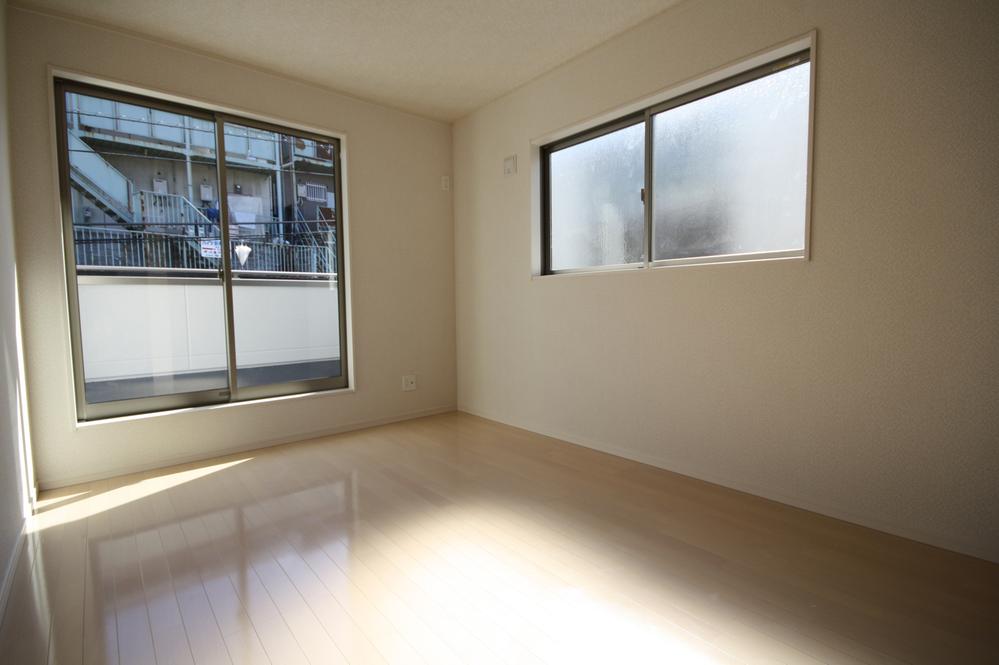 Same specifications photos (Other introspection). Example of construction