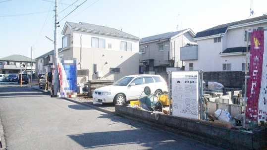 Local photos, including front road. Local Photos