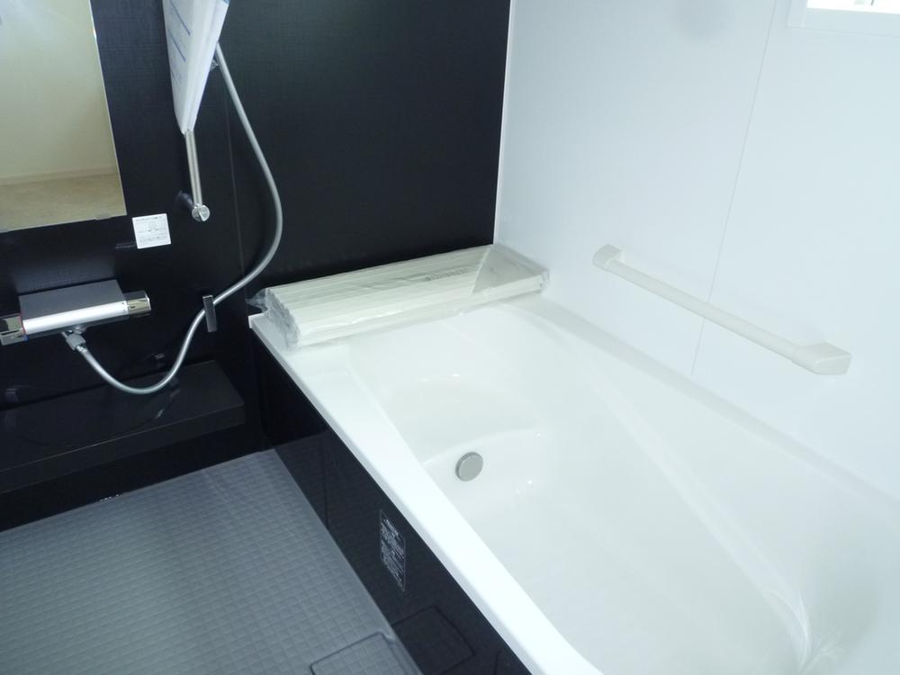 Same specifications photo (bathroom). Same specifications