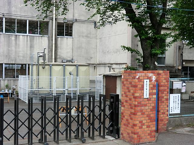 Primary school. Higashiyamato Municipal seventh to elementary school 714m