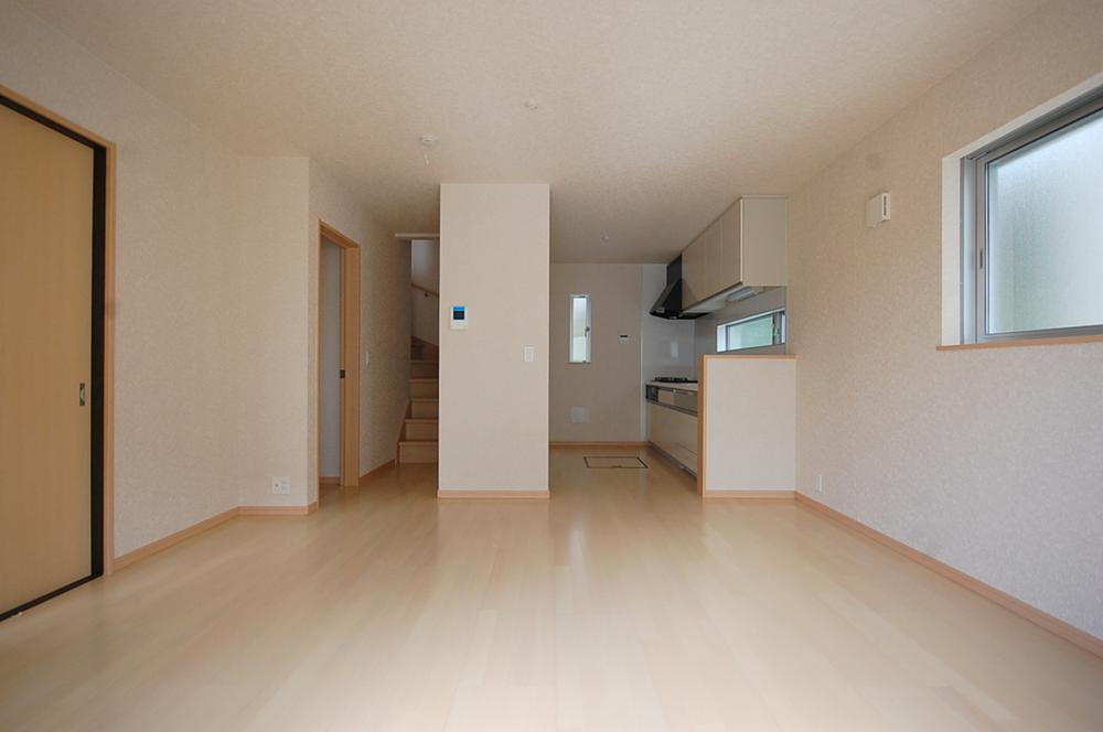 Living. Indoor (10 May 2013) Shooting