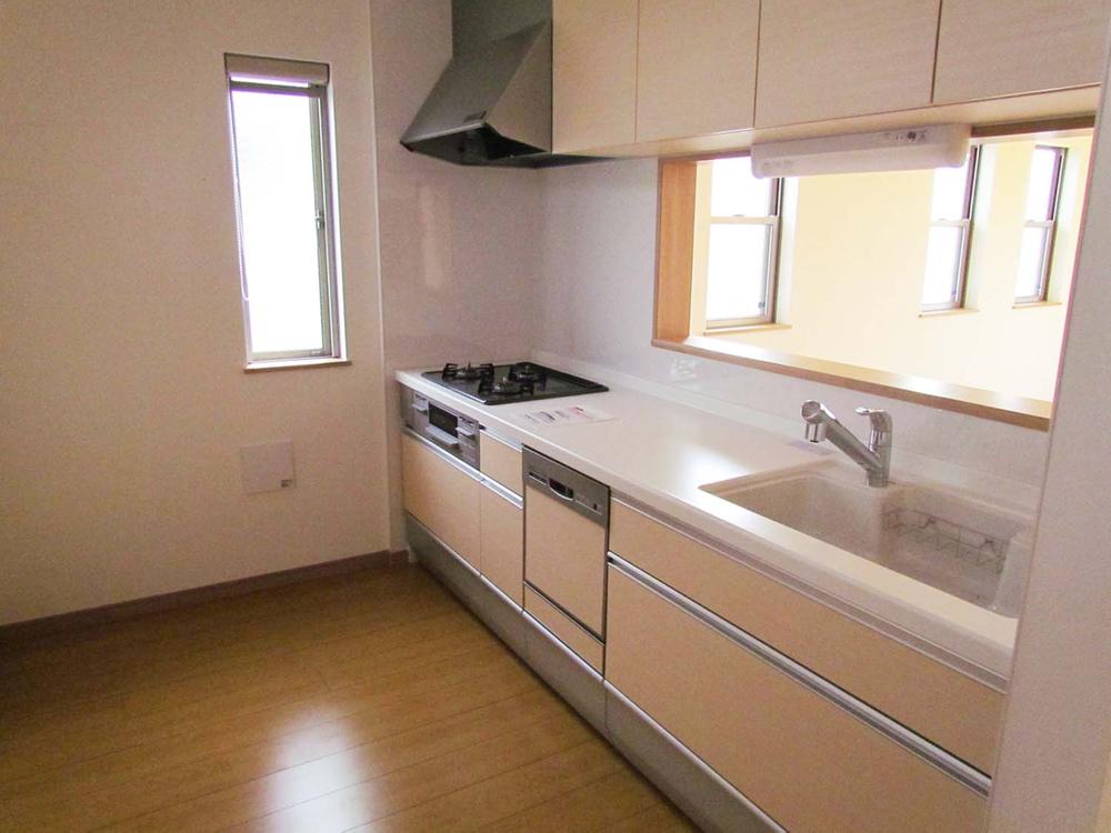 Same specifications photo (kitchen). Same specifications