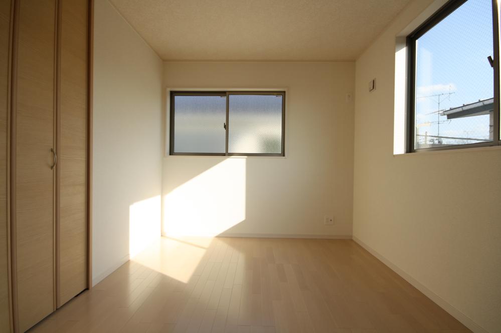 Same specifications photos (Other introspection). Indoor same specifications