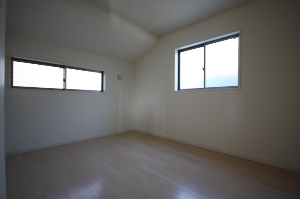 Same specifications photos (Other introspection). Indoor same specifications