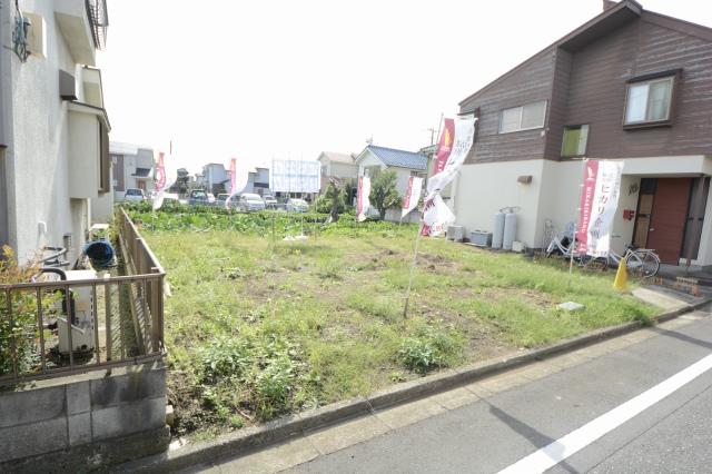 Local land photo. Local from the northeast side (October 2013) Shooting