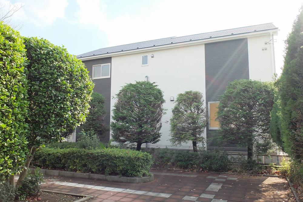 Local appearance photo