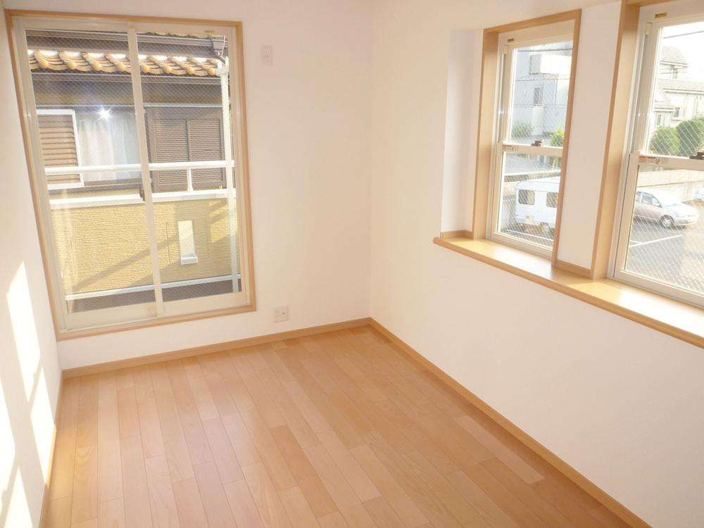 Non-living room. Indoor (July 2013) Shooting